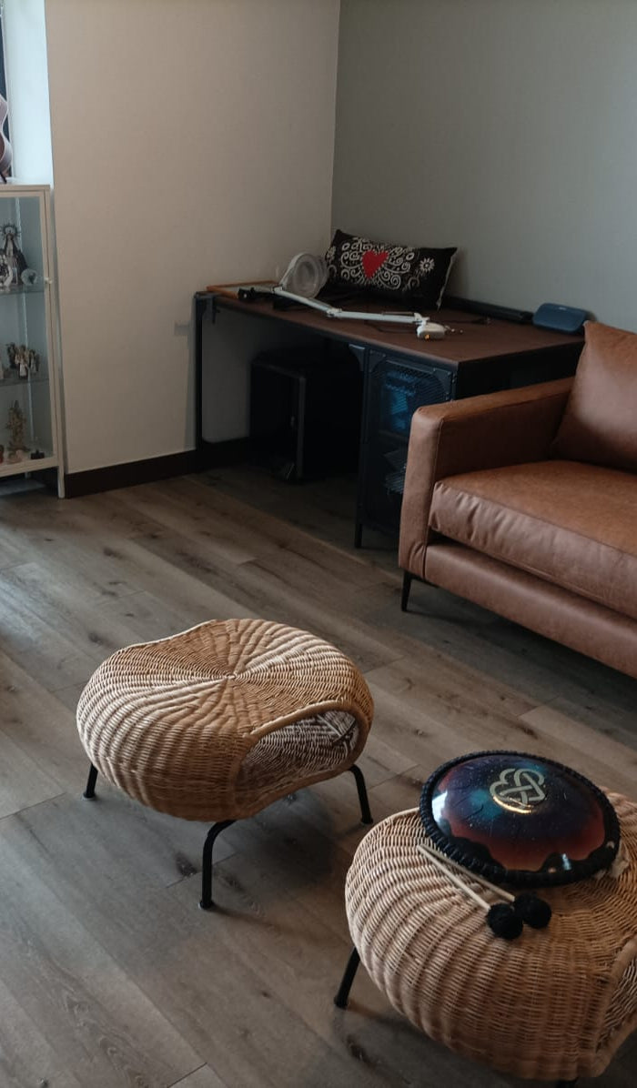 <h2>‘‘Excelente  todo, el sillón muy cómodo, estéticamente hermoso. El servicio excelente, cumplieron con el plazo, se mantuvieron en contacto, enviaron la orden de flete, de trato amable.  Realmente 10/10.  Muchas gracias y no bajen  la calidad del servicio!!!’’</h2><h4>⭐⭐⭐⭐⭐<br/></h4><h5>Mercedes Martinez</h5><p>Nov 26, 2025<br/></p>